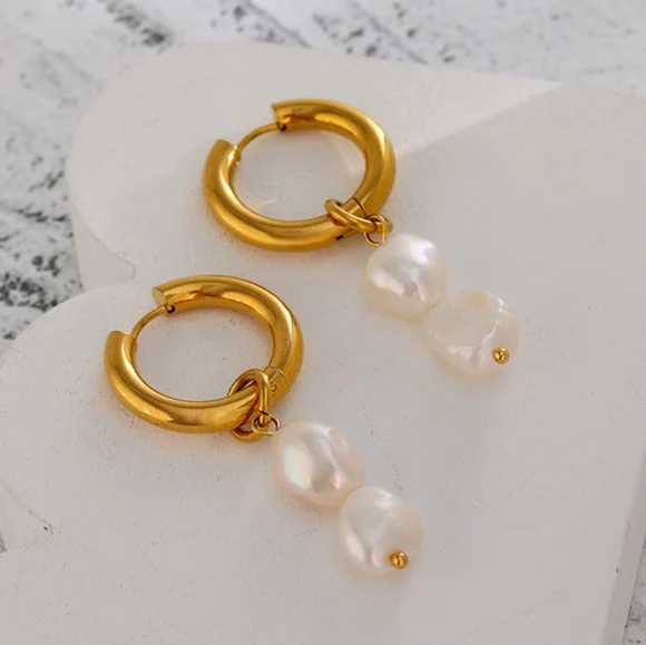 Charm Dangle Pearls Hoop Earrings - Picture 2 of 6